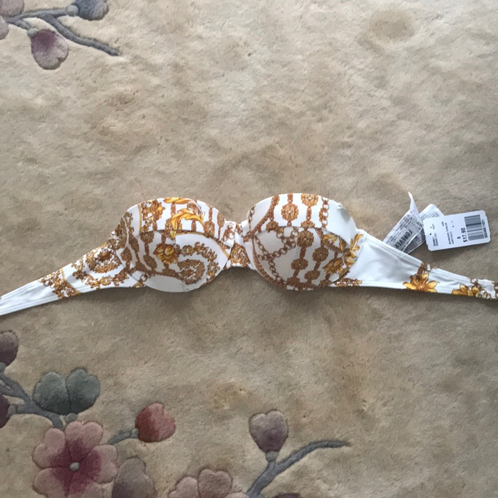 NWT Forever 21 bikini top